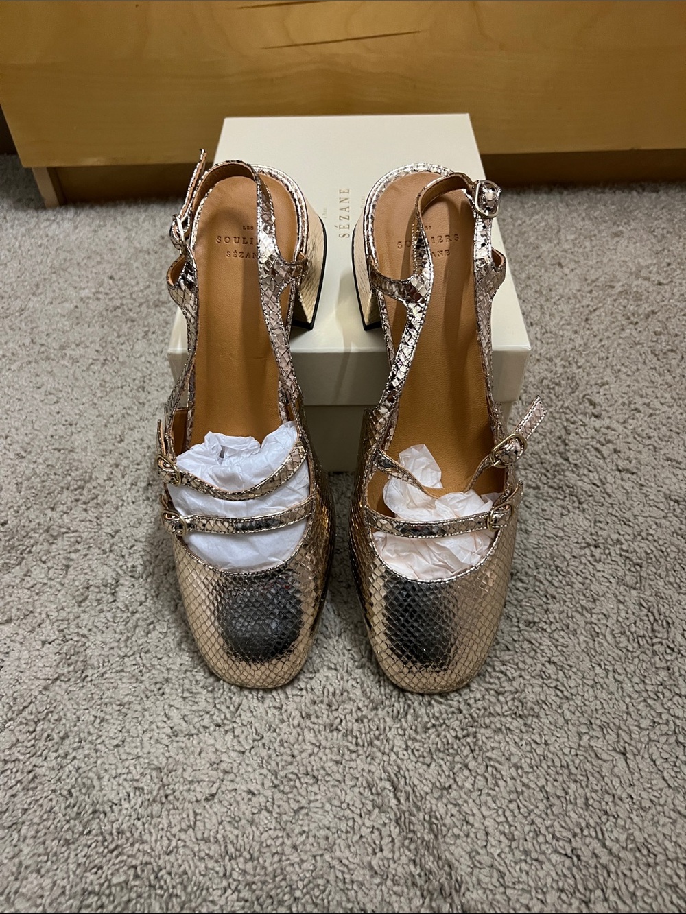 Sezane Paula Babies Embossed Gold - Size US 11 - Picture 3 of 9